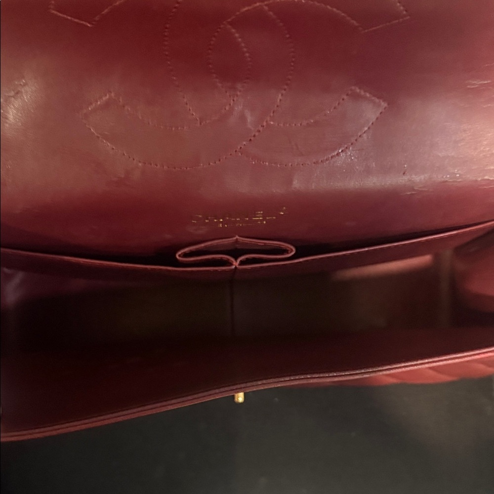 CHANEL Burgundy Quilted Shoulder Bag - Picture 10 of 15